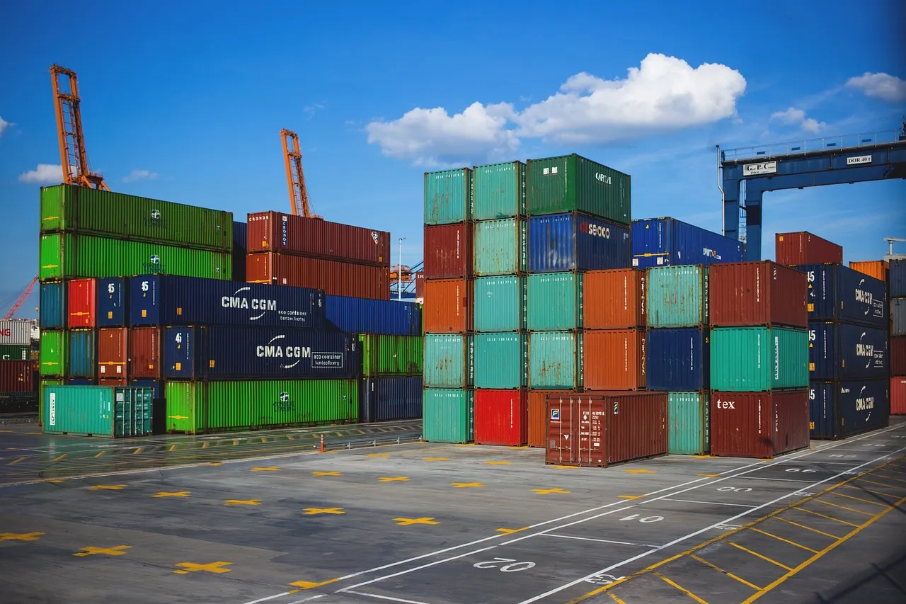 ost-effective sea and air freight solutions for shipping from China to the US